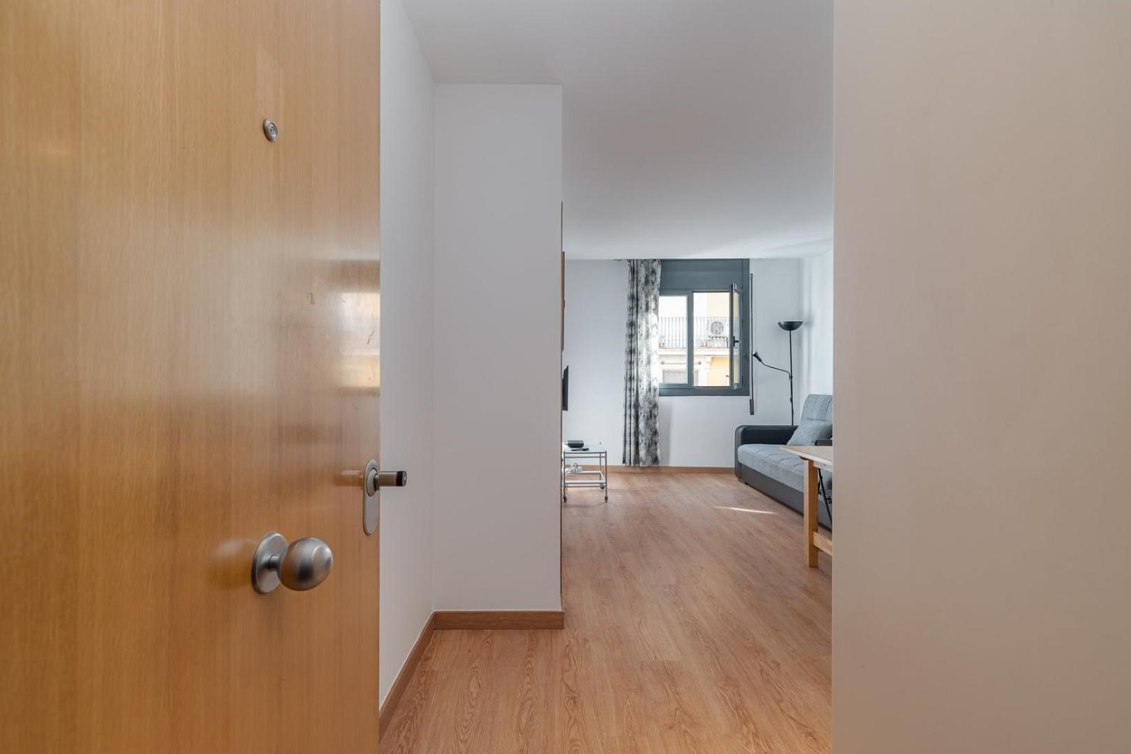 ברצלונה Guestready - Bright Home Near Montjuic מראה חיצוני תמונה